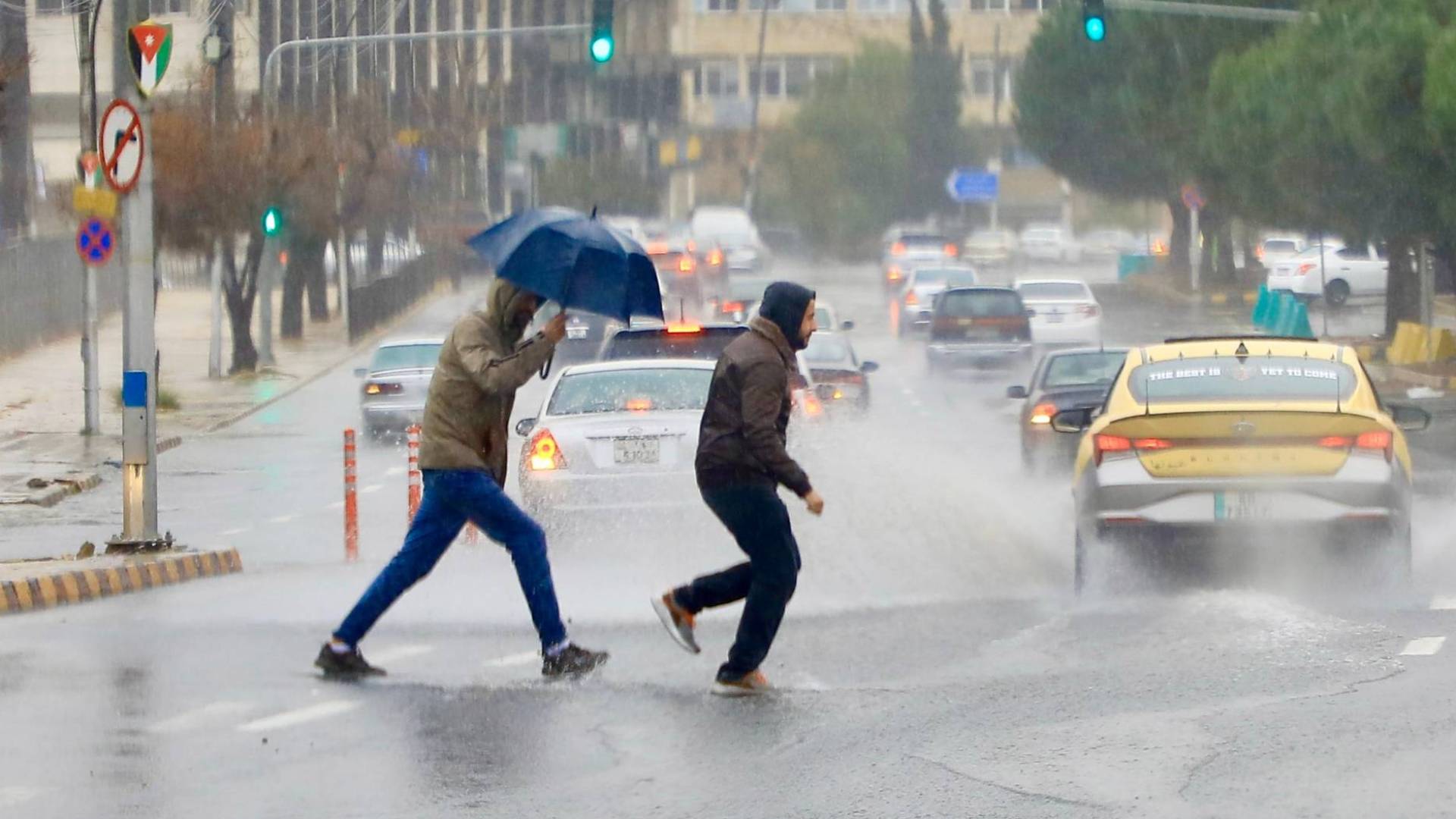 الأرصاد: امتداد منخفض جوي يؤثر على الأردن الأربعاء وتوقعات بأمطار غزيرة وسيول #عاجل 