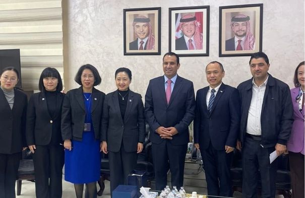 أمين عام "التربية" يبحث مع وفد صيني التعاون المشترك 