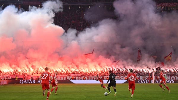 إصابتان بسبب الألعاب النارية في مباراة بايرن وسبورتنغ _رياضة 