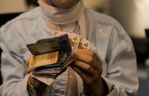 عاجل الفيدرالي الأمريكي يخفض أسعار الفائدة للمرة الثالثة خلال العام الحالي بمقدار 25% نقطة أساس.. وقرار مماثل مرتقب للبنك المركزي الأردني #الاردن 