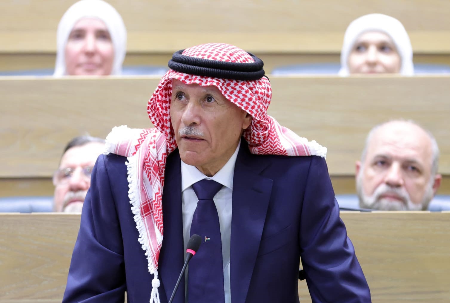 العرموطي يكشف تفاصيل ما جرى في جلسة مجلس النواب والخلافات التي تفجّرت داخل القبة #عاجل 