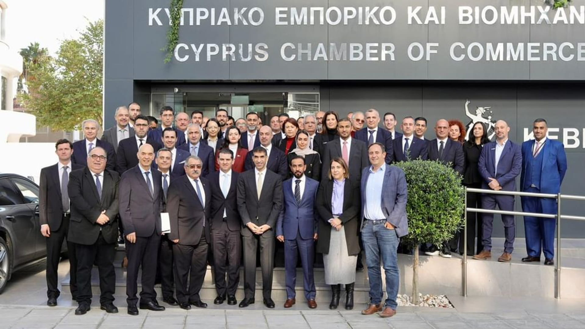 الإمارات و قبرص تعززان علاقاتها التجارية والاستثمارية #الشارقة24 