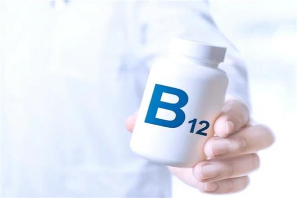 متى تحصل على أقصى فائدة من فيتامين B12؟ 