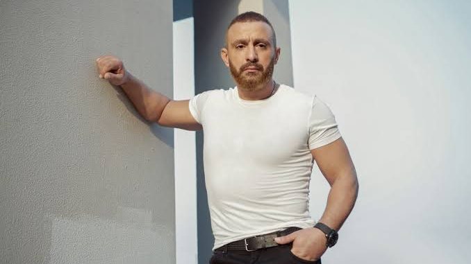 أحمد السقا: زعلان إني جبت لـ محمد صلاح «الشتيمة».. وتعرّضت للإهانة أنا وأسرتي .. عاجل #صدى_البلد 