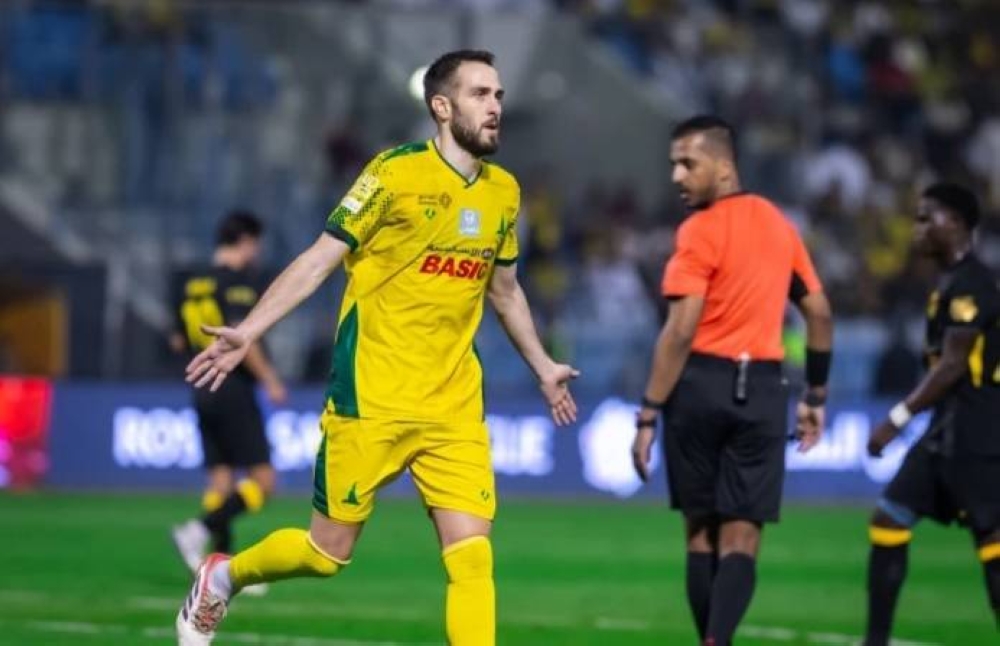 مغموران يتفوقان على نجوم #روشن 