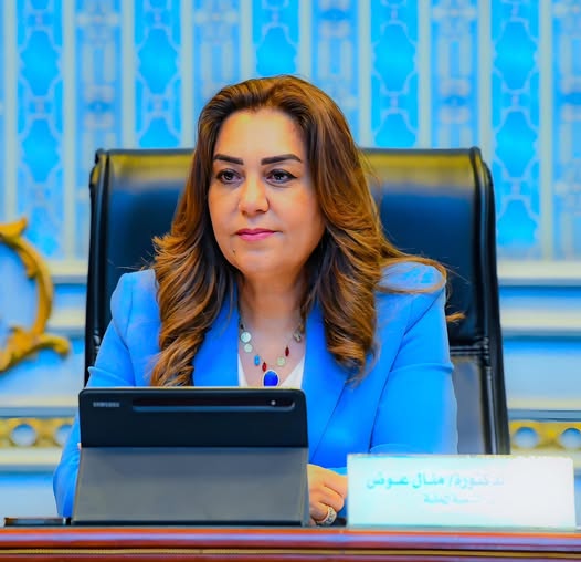 عاجل التنمية المحلية: رفع إشغالات وتعديات على الأرصفة في مصر الجديدة والنزهة 