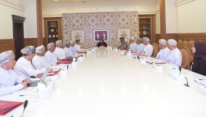 اللجنة الوطنية لرعاية الأشخاص ذوي الإعاقة تناقش إعداد استراتيجية وطنية لقطاع الإعاقة في سلطنة عُمان 