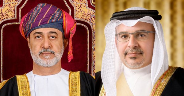 سمو ولي العهد رئيس مجلس الوزراء يتلقى برقية شكر جوابية من سلطان عمان #صحيفة_البلاد 