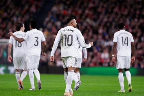 ريال مدريد يواجه ألافيس لإستعادة الثقة في الدوري الإسباني - ملاعب 