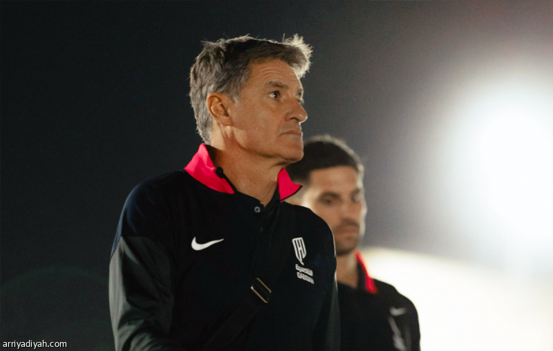 بعد 779 يوما.. القادسية يقيل #جونزاليس 