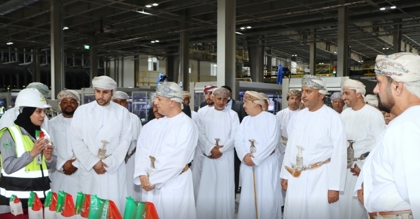 شؤون عمانية| عاجل باستثمار يتجاوز 150 مليون ريال.. افتتاح مصنع تكرير السكر بميناء صُحار 