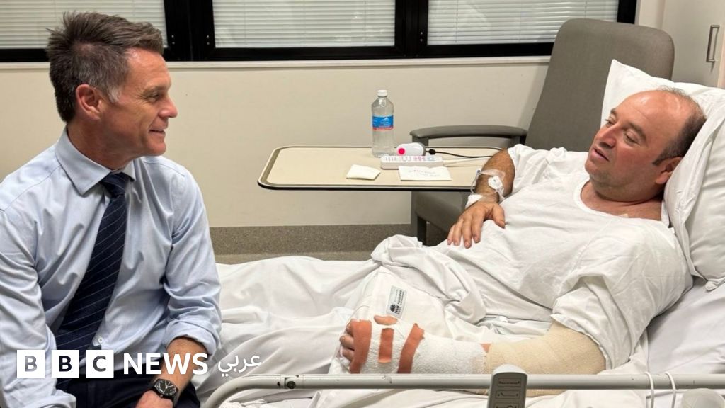 قال والده في حديث لبي بي سي عربي: "أحمد تصرف بدافع مشاعره وضميره وإنسانيته" 