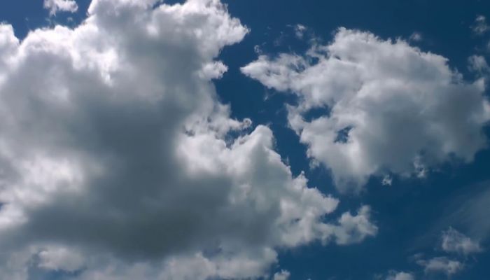 عاجل اليوم: أجواء غائمة وفرص الأمطار مستمرة على هذه المحافظات 