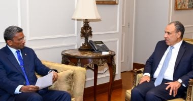 عاجل وزير الخارجية يلتقى وزير خارجية سيشل لبحث سبل تعزيز التعاون الثنائى 