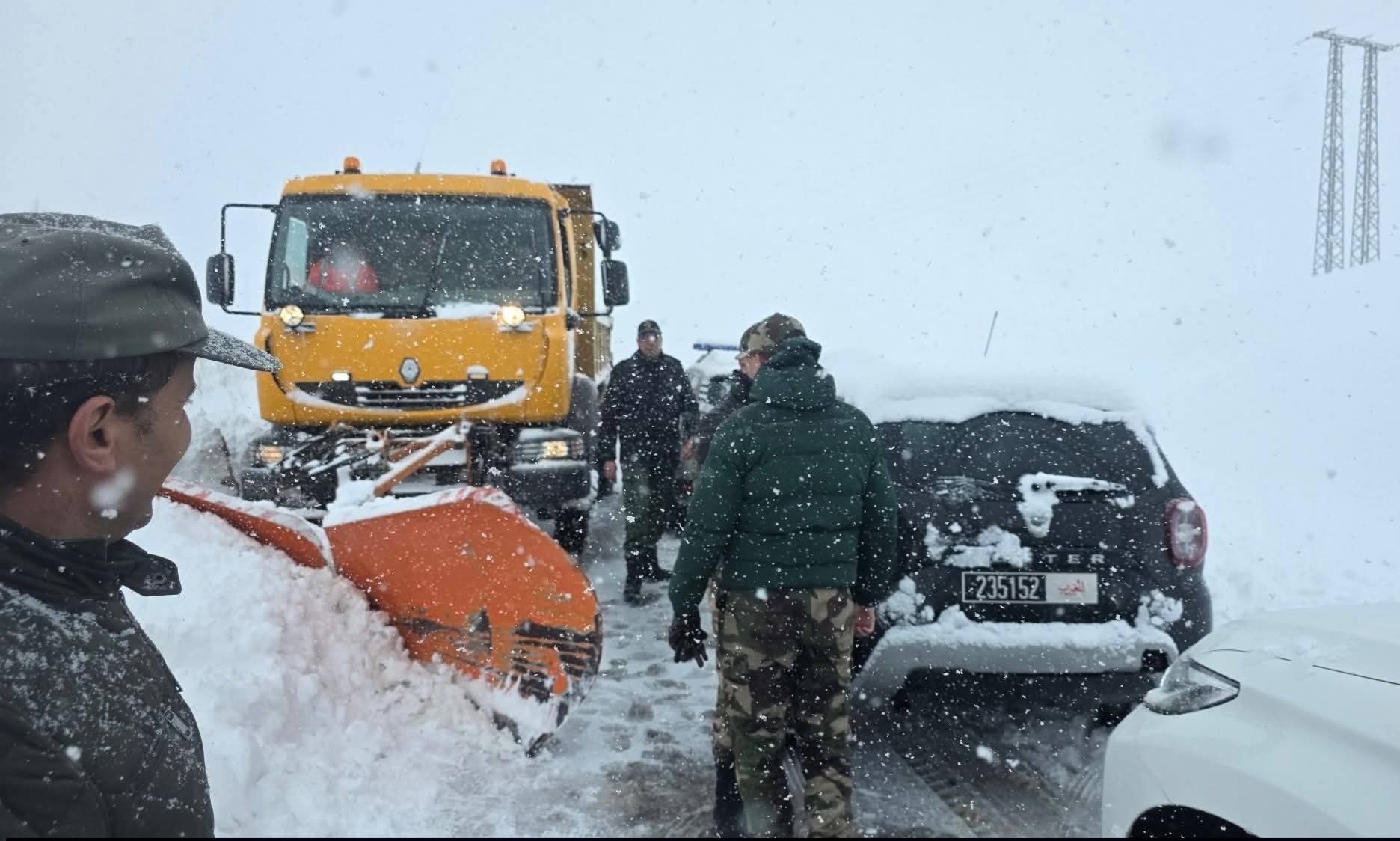 وتشير المعطيات الرسمية إلى أن التدخلات تتركز بشكل أساسي في المناطق الجبلية الوعرة؛ حيث تقع 1482 منطقة (بنسبة 73.4%) على ارتفاعات شاهقة تتراوح ما بين 1500 و2499 متراً، بينما توجد 29 منطقة أخرى في مستويات تفوق 2500 متر فوق سطح البحر، 