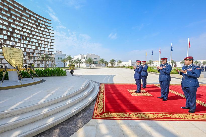 وزير الداخلية يشهد بمقر قيادة قوة الأمن الخاصة مراسم ذكرى يوم الشهيد #الأيام 