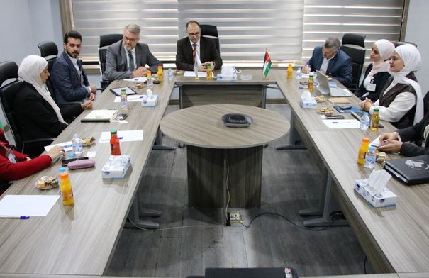 بنك المدن والقرى يبحث مع "التعاون الألماني" تعزيز التعاون الثنائي 