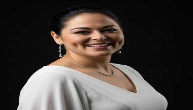 بعد استخراج تصريح الدفن.. جنازة نيفين مندور عصر اليوم من مسجد السيدة نفيسة 