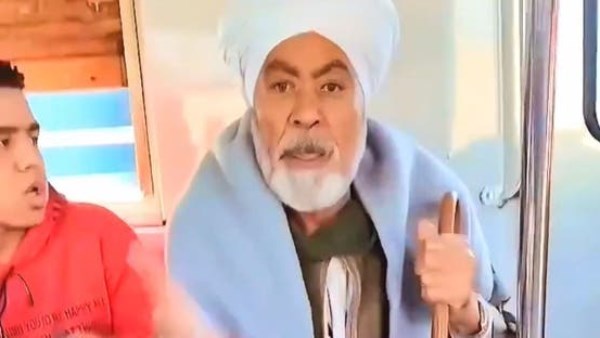 عاجل .. مصابة برجلها.. تفاصيل أزمة فتاة المترو والرجل المسن.. هل تقدم ببلاغ؟ 