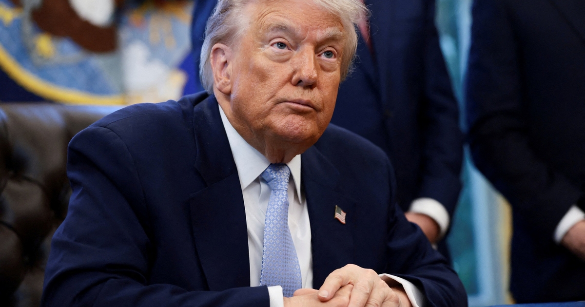 ترمب يوقع أمرا لتخفيف القيود على الماريجوانا 