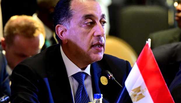 مراسم استقبال رسمية لرئيس الوزراء في بيروت 