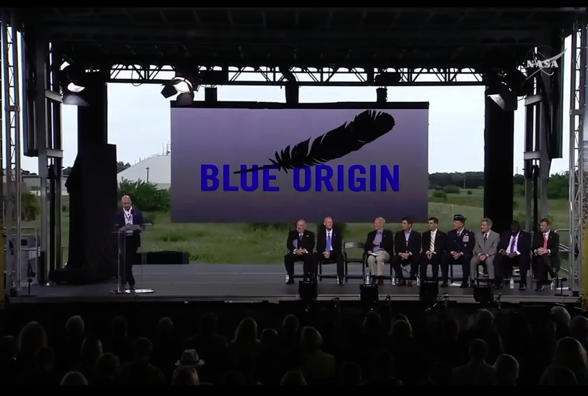 هل تطيح "بلو أوريجن" بـ"سبيس إكس"؟. جيف بيزوس يدخل سباق الفضاء بسياسة النفس الطويل وشعار شركته: "إعمار الأرض". ناسا تختاره شريكاً أكثر توازناً وأقل ضجيجاً من ماسك. رحلات مدروسة وركاب من النخبة العلمية 