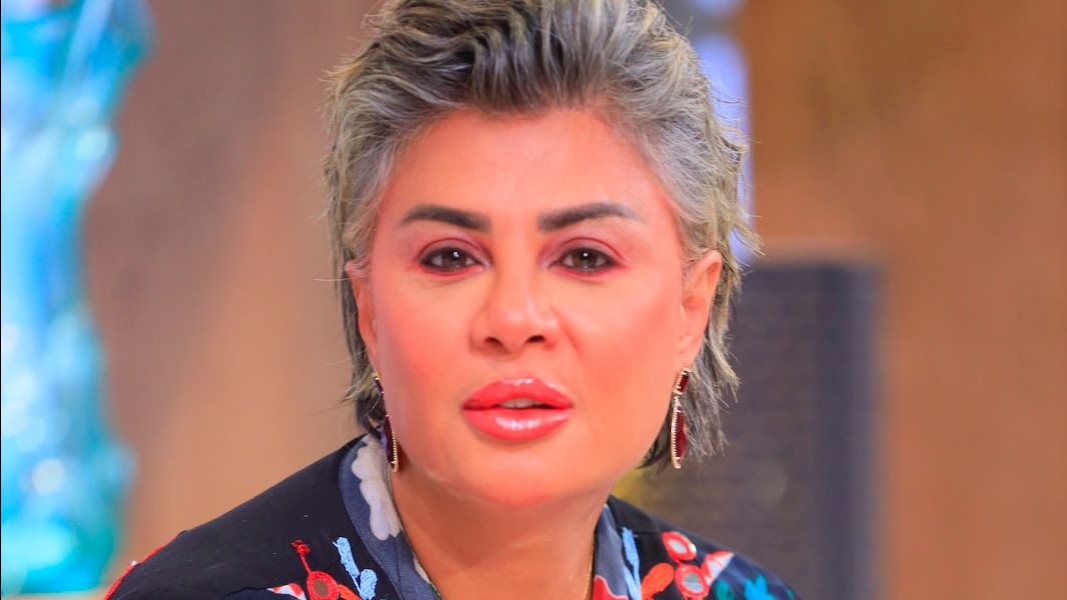 عادل إمام .. طلب عاجل من مفيدة شيحة على الهواء 