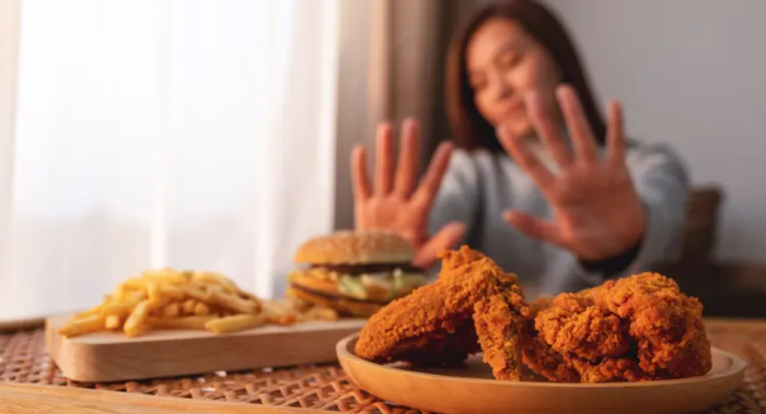 3 عناصر غذائية يمكن أن تزيد خطر الإصابة بالسرطان في صمت #سرايا 