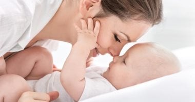 9 أخطاء شائعة خلى بالك منها فى سنة أولى أمومة.. بلاش القلق الزايد 