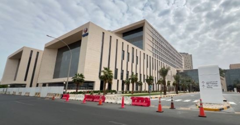 وزير الصحة يسمي مدير مركز الكويت لمكافحة السرطان ورؤساء الهيئة الطبية والأقسام الطبية والفنية والإدارية. ضمن استعدادات شاملة لافتتاح المركز وتأسيسا لمرحلة تشغيل متقدمة بالشراكة مع مستشفى غوستاف روسي الفرنسي 