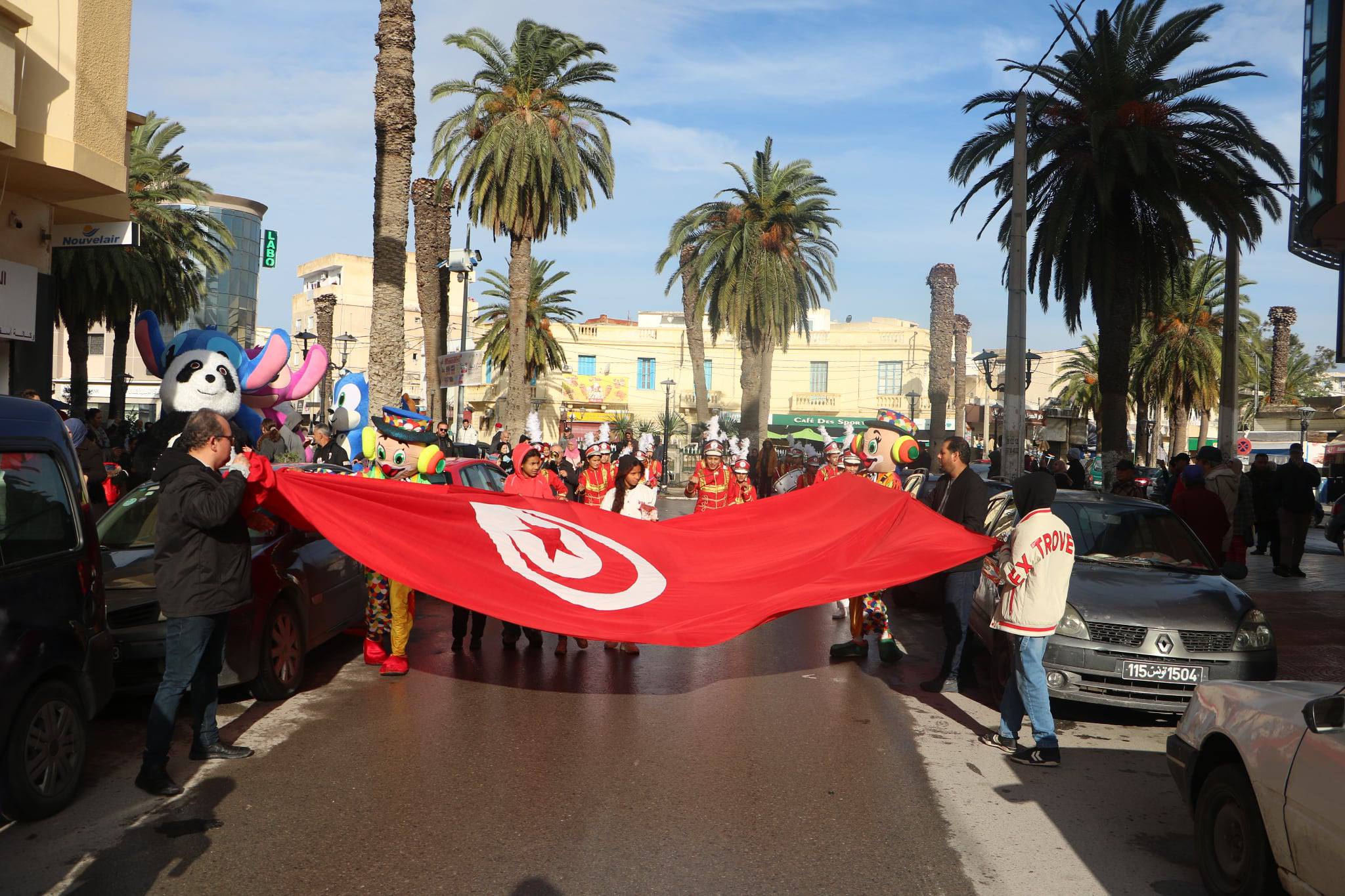 انطلاق فعالبات الدورة التاسعة لمهرجان مسرح الطفل بحمام الانف 