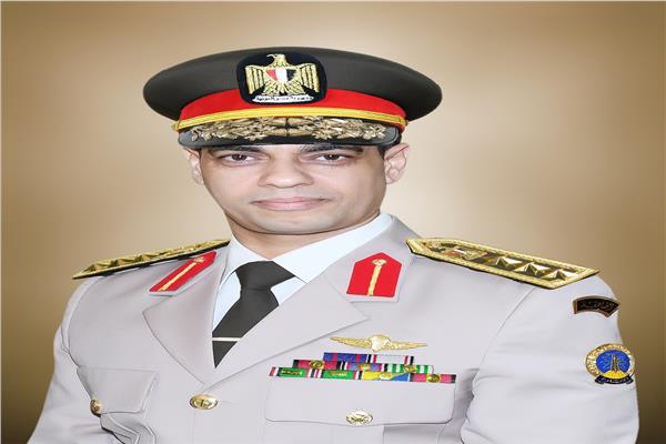 عاجل| المتحدث العسكري: لا صحة لمزاعم منح ضباط بالجيش امتيازات بالمخالفة للدستور والقانون 
