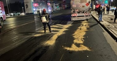 عاجل | تسرب بنزين من سيارة مواد بترولية حمولة 57 ألف طن بمحور التسعين فى التجمع.. صور 