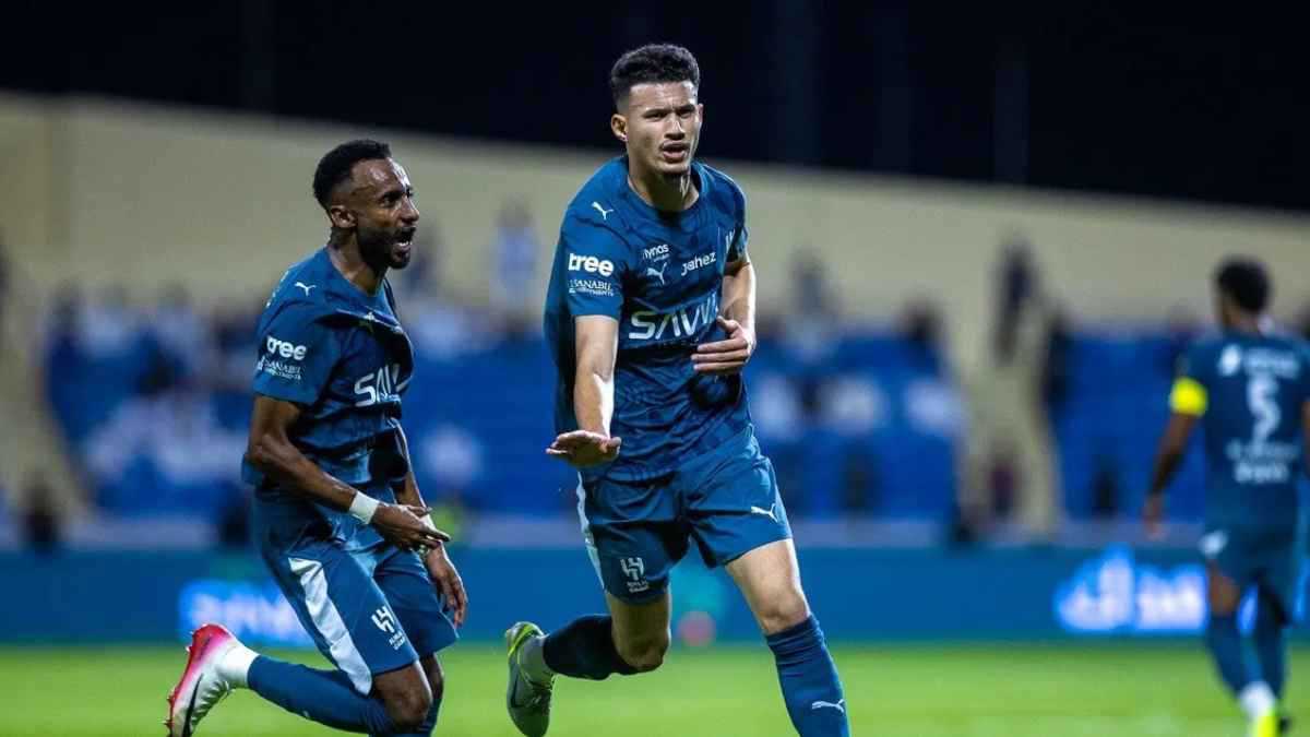 انتقاله إلى النصر مصيبة.. يوسف خميس يصدم عبد الله الحمدان 