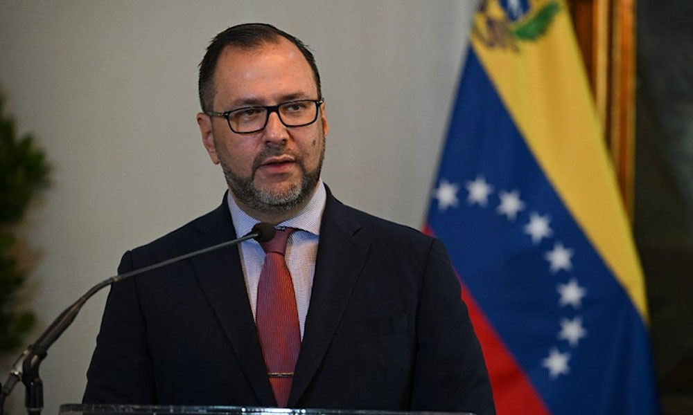 فنزويلا تعلن أن روسيا أكدت دعمها لها في وجه الحصار الأميركي 