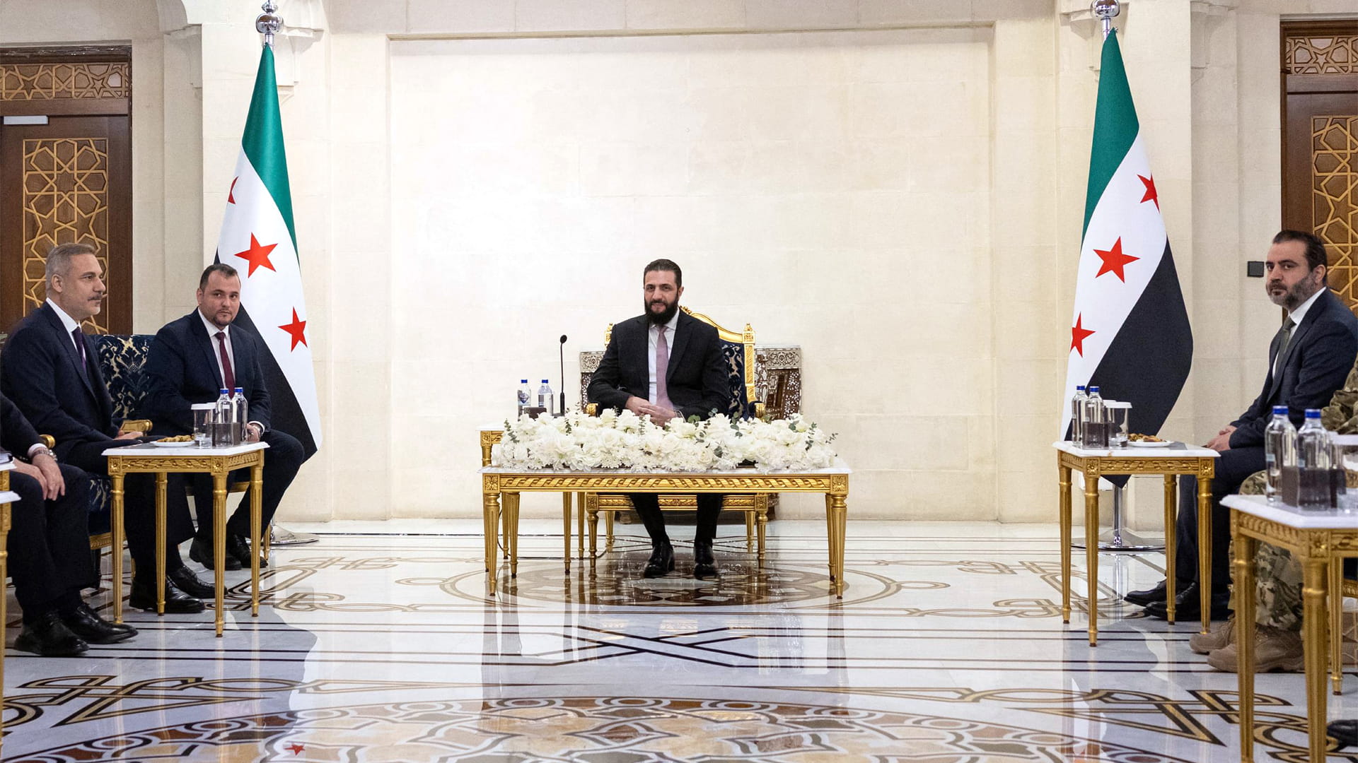 تركيا: لا ينبغي أن يشكل الأكراد عقبة أمام استقرار #سوريا 