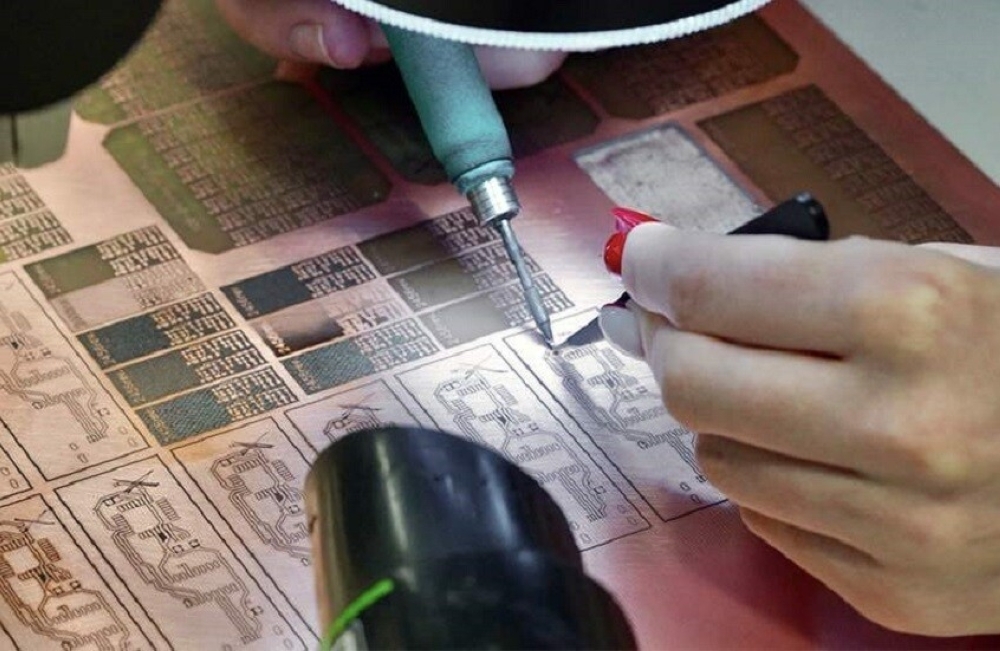 ابتكار هوائي للاتصالات المائية 