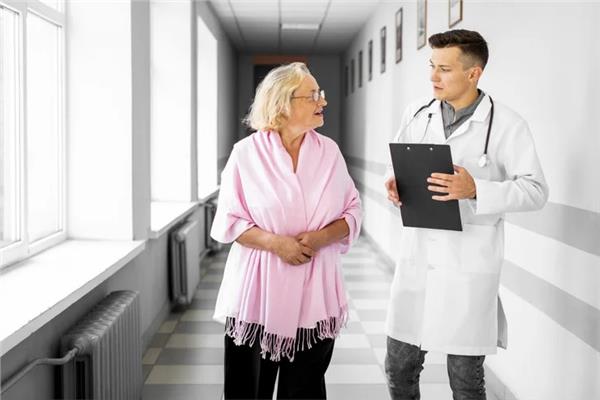 ما هي الفحوصات الضرورية بعد سن الـ 60؟ 