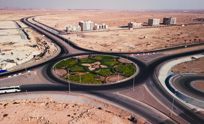 غدًا.. افتتاح مشاريع طرق جديدة بـ"اقتصادية الدقم" #جريدة_الرؤية 