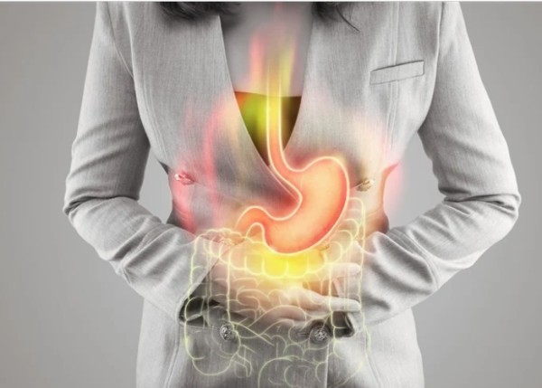 حرقة المعدة المتكررة قد تنذر بمرض خطير #صحة 