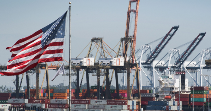 صرح وزير الاقتصاد السويسري "غي بارمولان" بأن شركات بلاده قد تكون مؤهلة لاستعادة "مئات ملايين الدولارات" من الرسوم الجمركية التي سُددت للولايات المتحدة، وذلك نتيجة تطبيق الاتفاق التجاري بين الجانبين بأثر رجعي.. للتفاصيل. اقرأ المزيد من المشهد العربي 