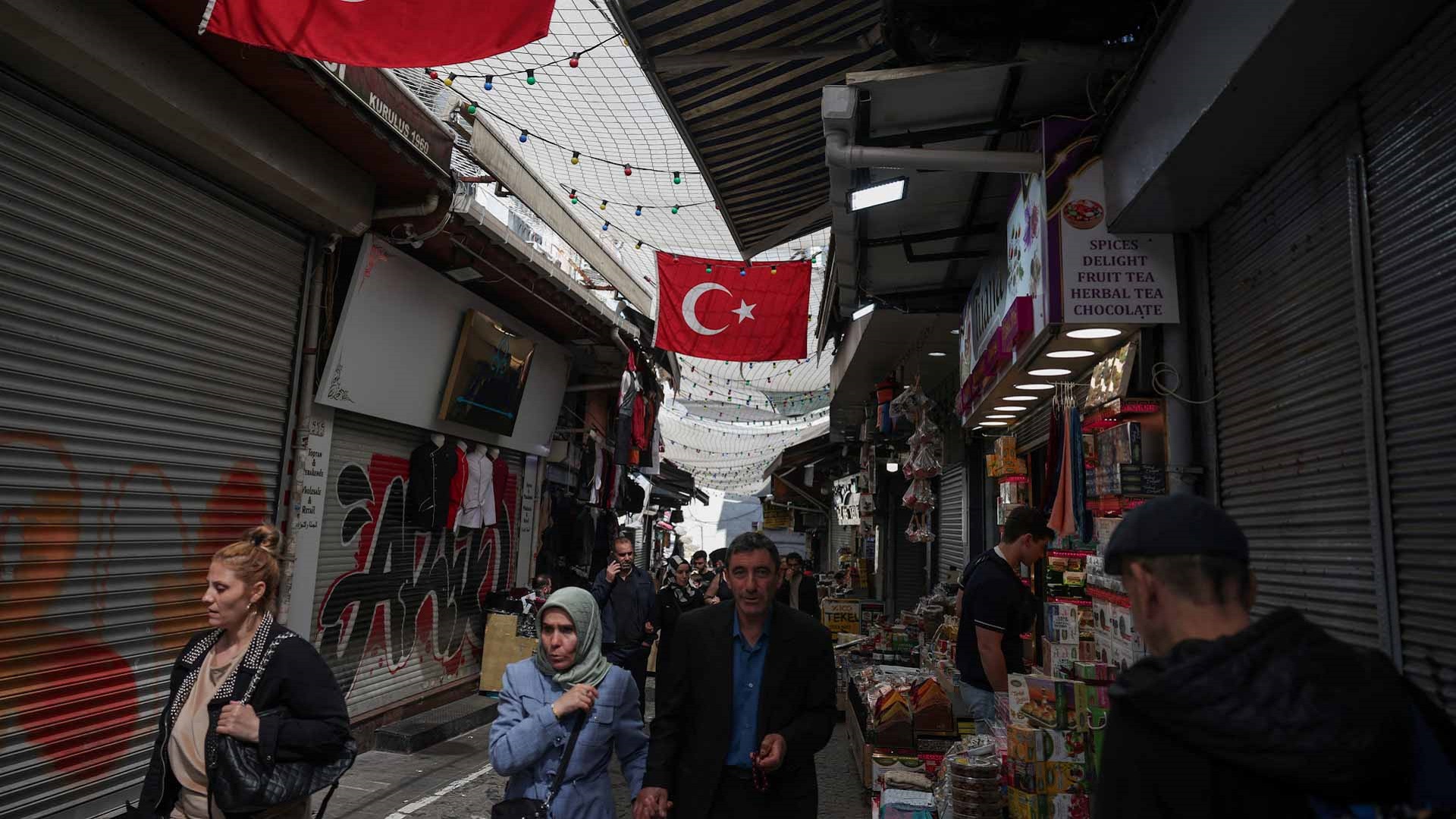 تركيا ترفع الحد الأدنى لـ الأجور الشهرية 27% في 2026 #الشارقة24 