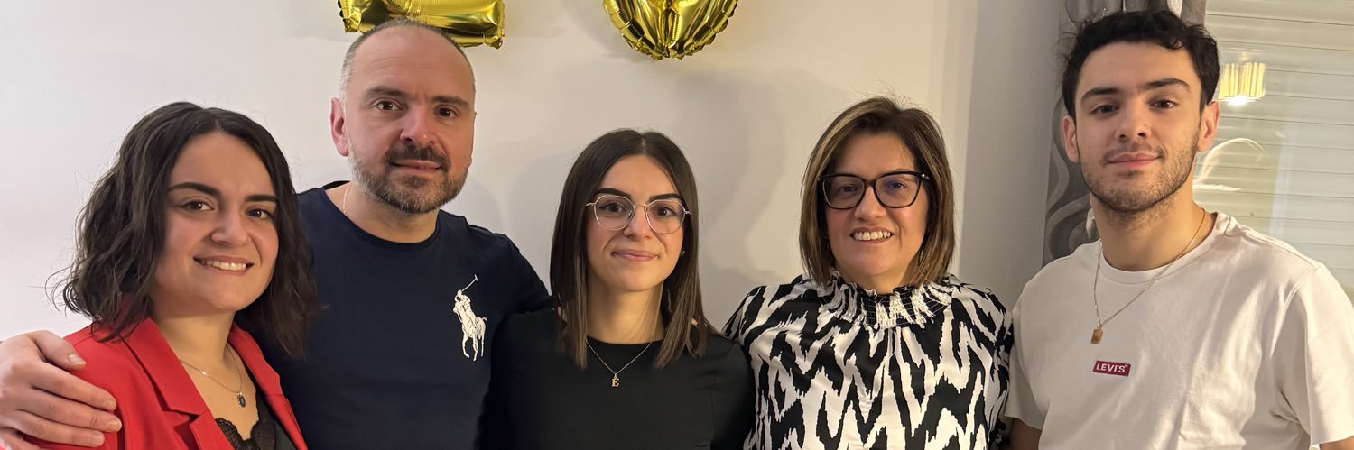 eleanaa23's profile banner image