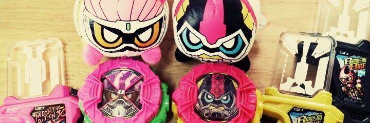 mhrmm's profile banner image