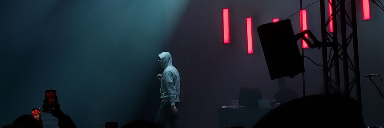 A_2218912's profile banner image