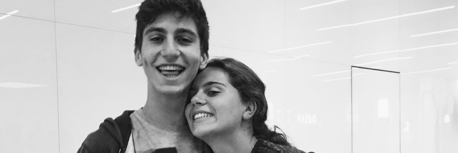 CarpenitoVicky's profile banner image