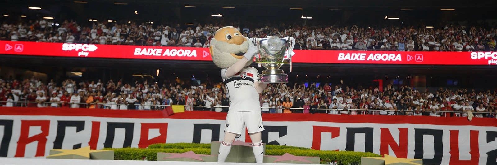 __Nikholas's profile banner image