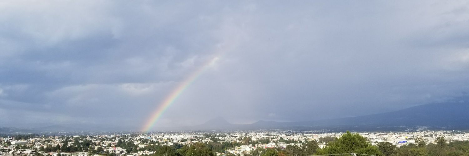 camronghia's profile banner image