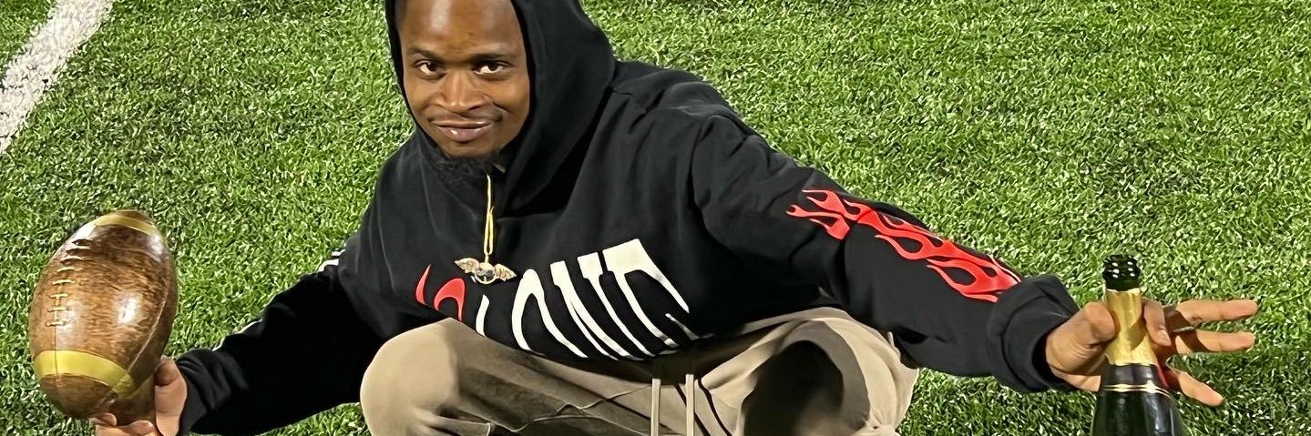 Captain_Quan's profile banner image