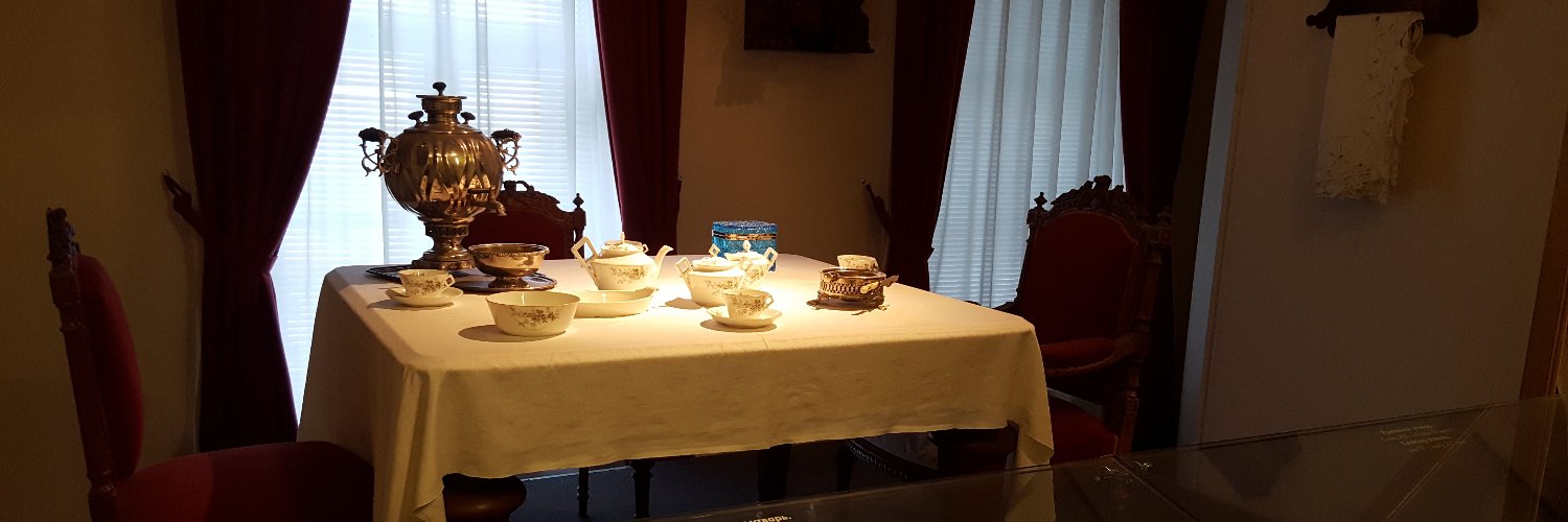 안나 뒤의 아락이었던 banner